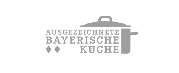 Ausgezeichnete bayerische Küche mit zwei Rauten